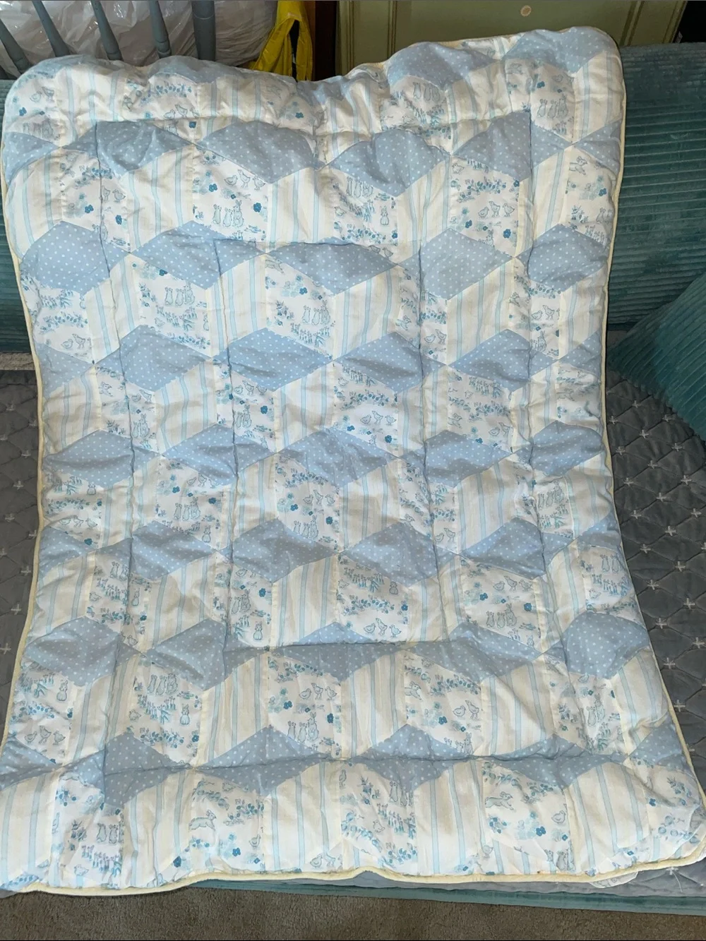 Light blue & white baby quilt/comforter-36” x 28”